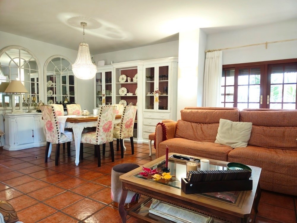 Property 2452 - Image 10